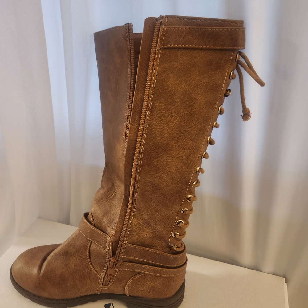 Brown Knee-High Women's Boots